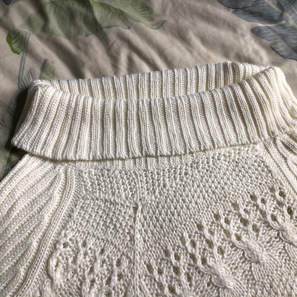 Pulle blanc ajouré - Picture 2 of 3